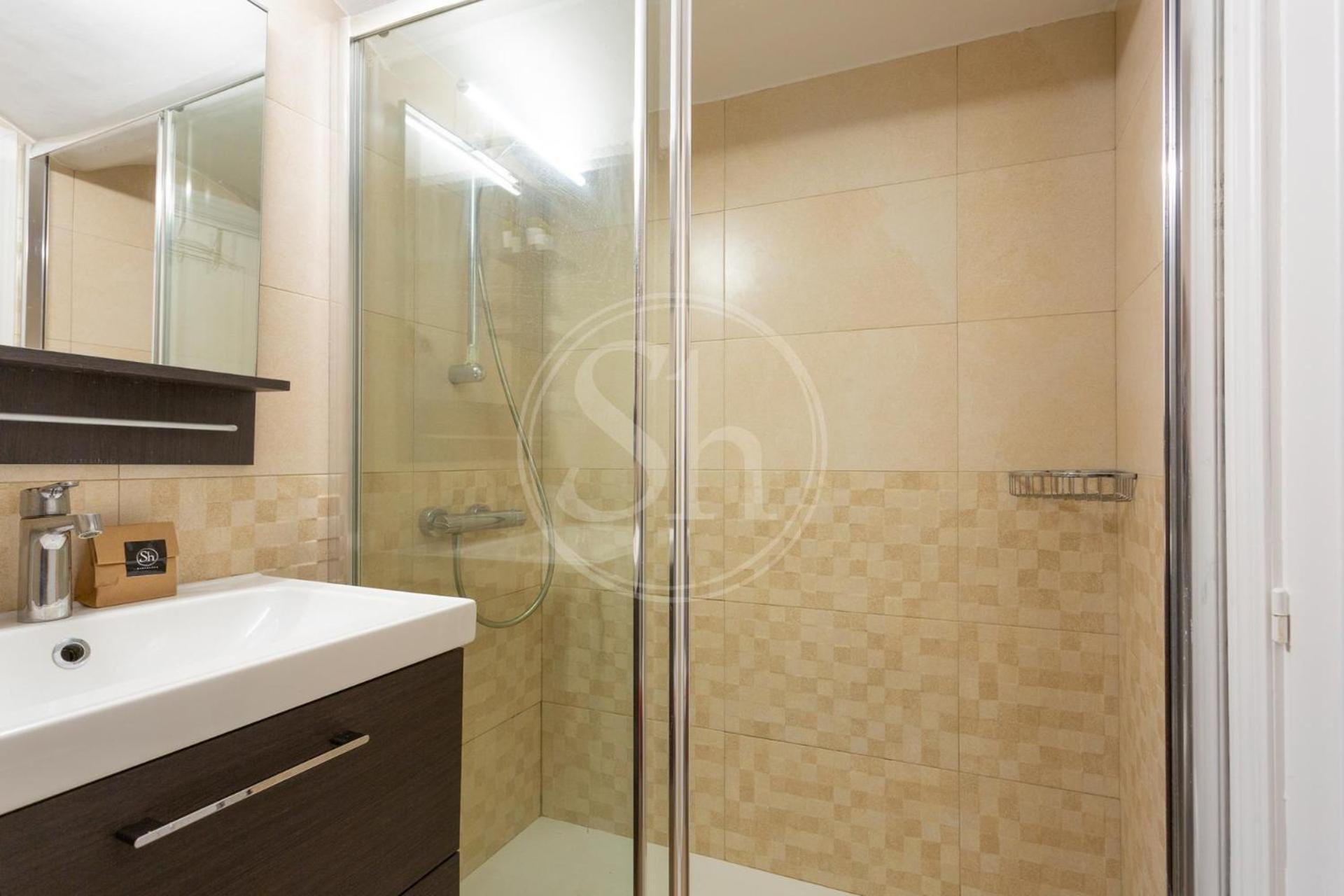 Practico Apartamento Cerca De Estacion De Sants Barcelona Buitenkant foto