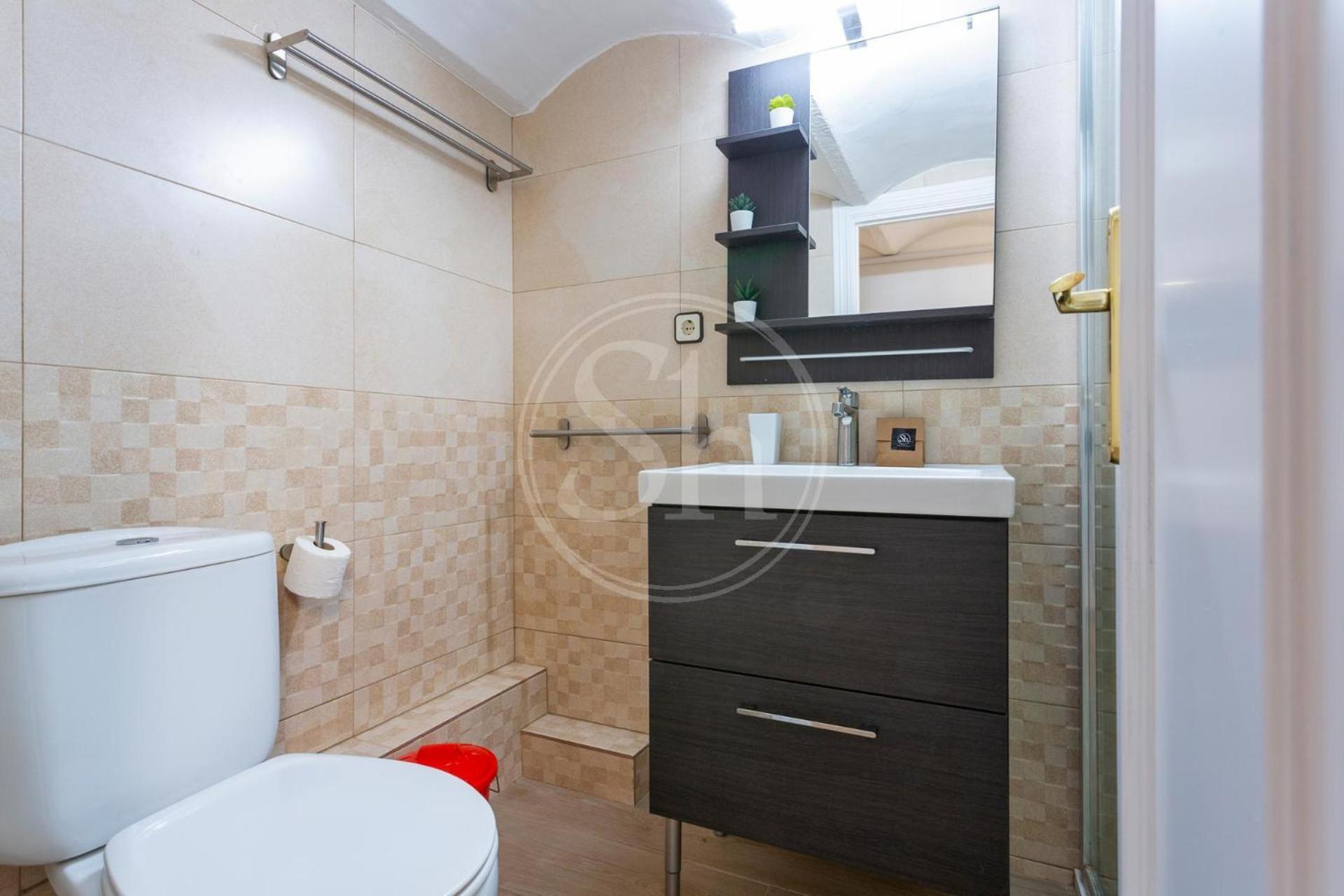 Practico Apartamento Cerca De Estacion De Sants Barcelona Buitenkant foto